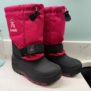 Kamik Fuchsia and Black Snow Boots